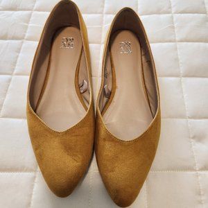 Womens Flats